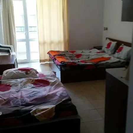 Studio Geri شقة