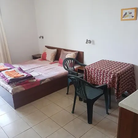 Studio Geri شقة ساني بيتش